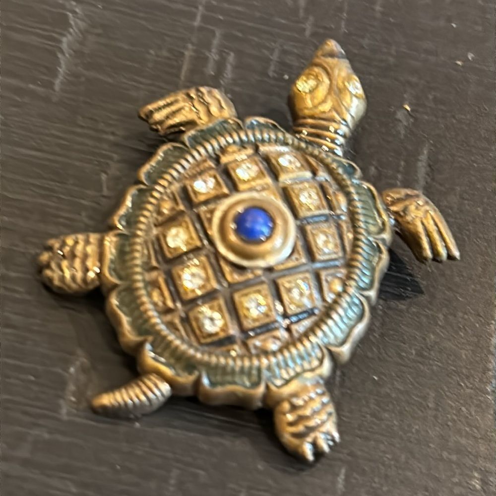 Fashion Gold and Blue Turtle Accent Piece Rhinestone